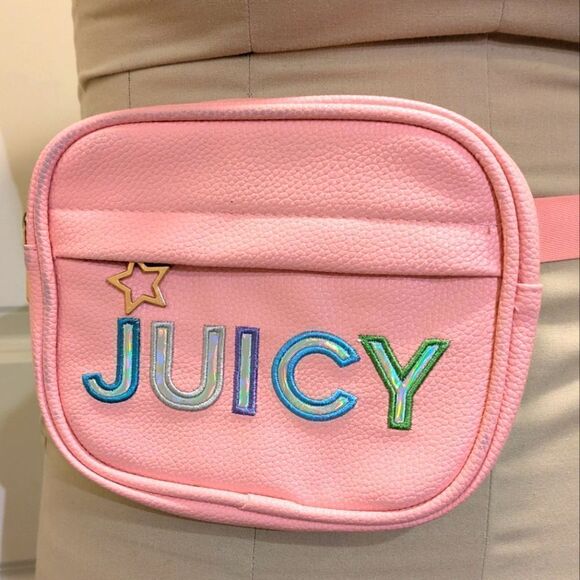 Adorable Juicy Couture Kids Pink Reflective Logo Fanny Pack - Picture 4 of 10